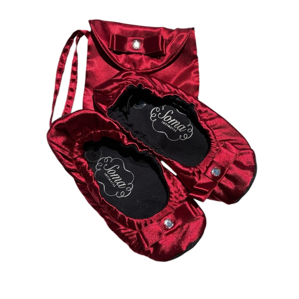 Soma Satin Foldable Travel Slippers w Bow Slip Away Comfy Easy On Maroon Small